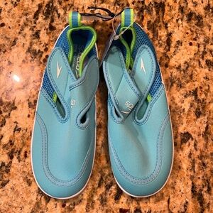 Kids Speedo Water Shoes boys size XL 11 - 12 new with tags
